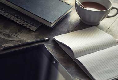 3匹黑马杀疯了！曼联力压四大冠军，阿森纳露出冠军獠牙