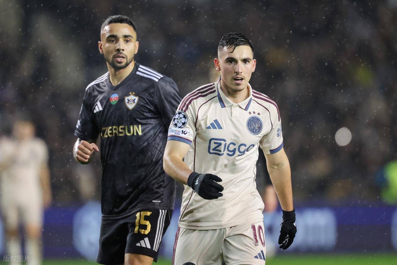 4-2，欧冠4冠王爆发，逆转卡拉巴赫，终结欧冠5连败+摆脱垫底尴尬