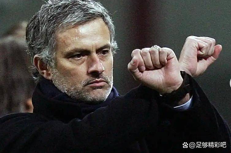 穆里尼奥遭红牌离场！次回合无缘现场指挥，激情抗议葬送了回归大戏！